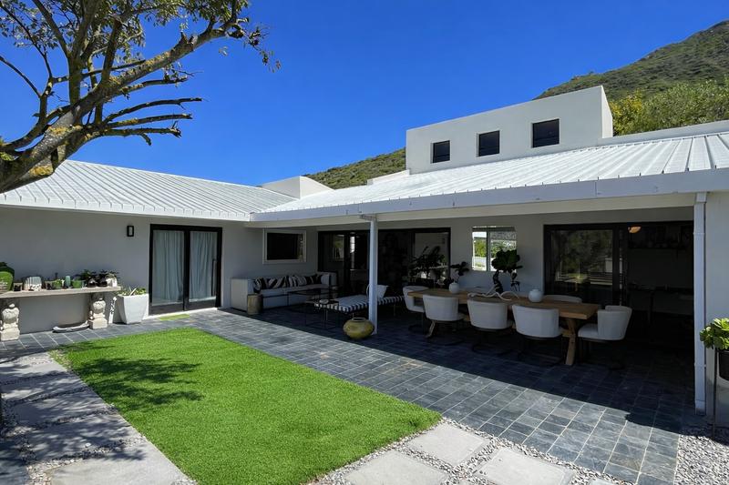 To Let 3 Bedroom Property for Rent in Northshore Western Cape